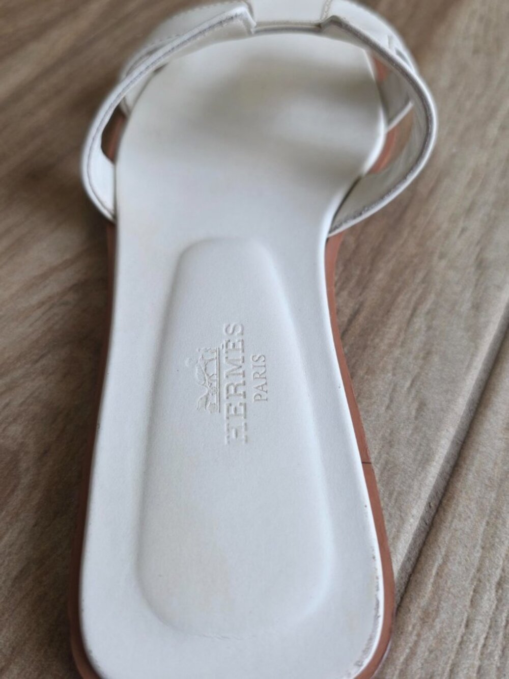 Hermes Oran White Leather Sandals Eur. 36.5 - Picture 9 of 16